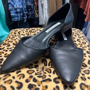 Manolo Blahnik black flats, pointed toe